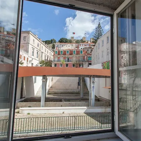 Apartment Sunny Mouraria